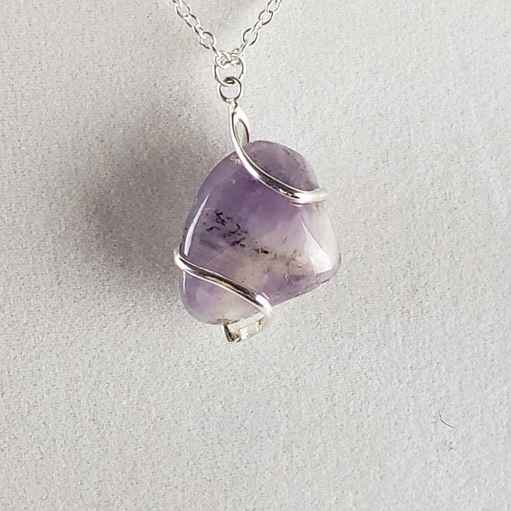 Amethyst-in-matrix in silver-toned pendant - Picture 1 of 2
